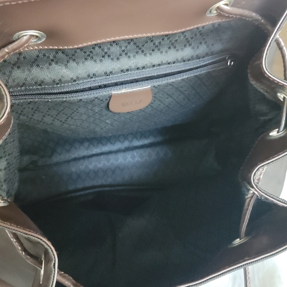 100% Authentic Gucci vintage nylon bamboo backpack - Picture 16 of 16